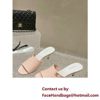 Chanel Heel 5.5cm Patent Lambskin  &  Imitation Pearls Mules G40057 Pink 2023